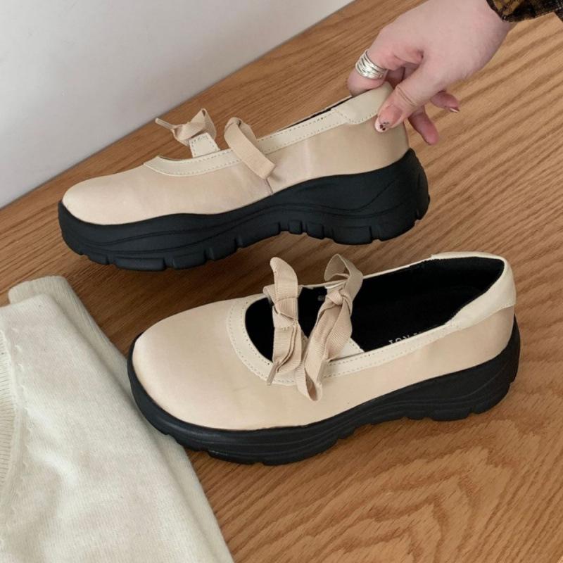 Inner height-increasing French Mary Jane shoes, new one-word single shoes with bow in spring and autumn 2025