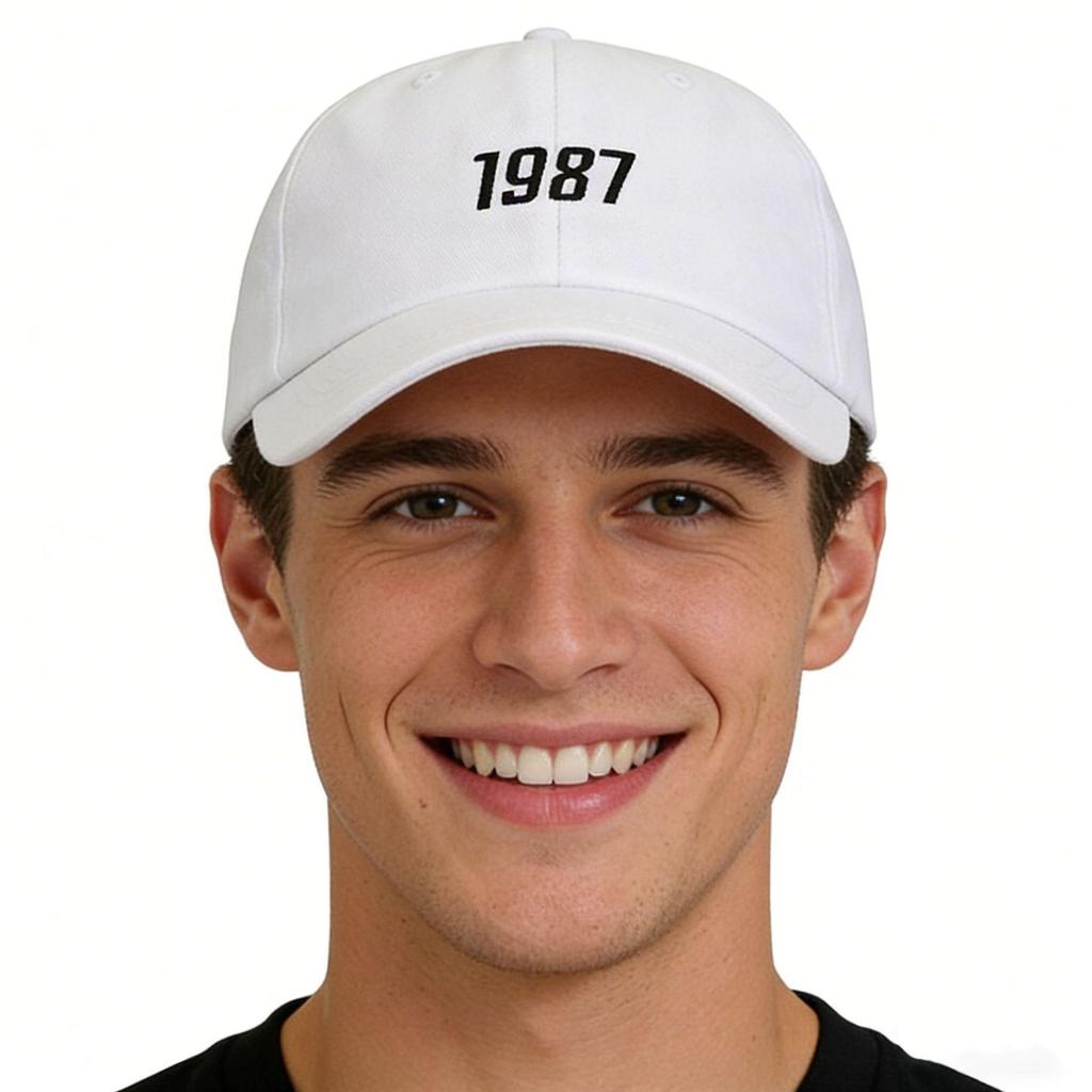 Fashion Letter Baseball Cap: Versatile Sports Hat for Women, Korean Style, Trendy Spring/Summer