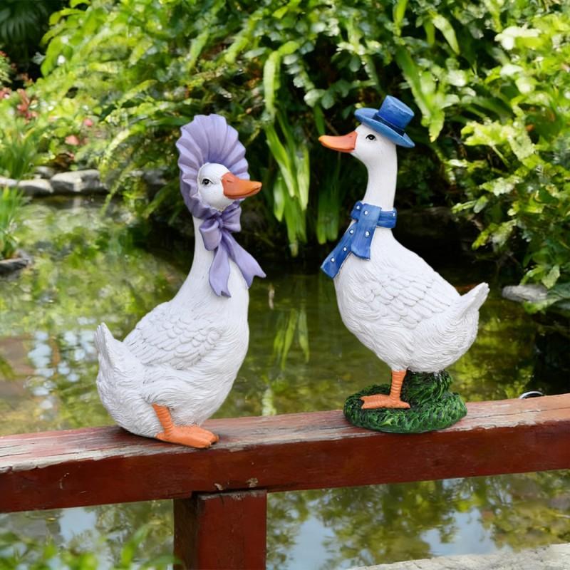 Resin Garden Ornament Couple Ducks Decorative Figurine Outdoor Yard Patio Lawn Decoration