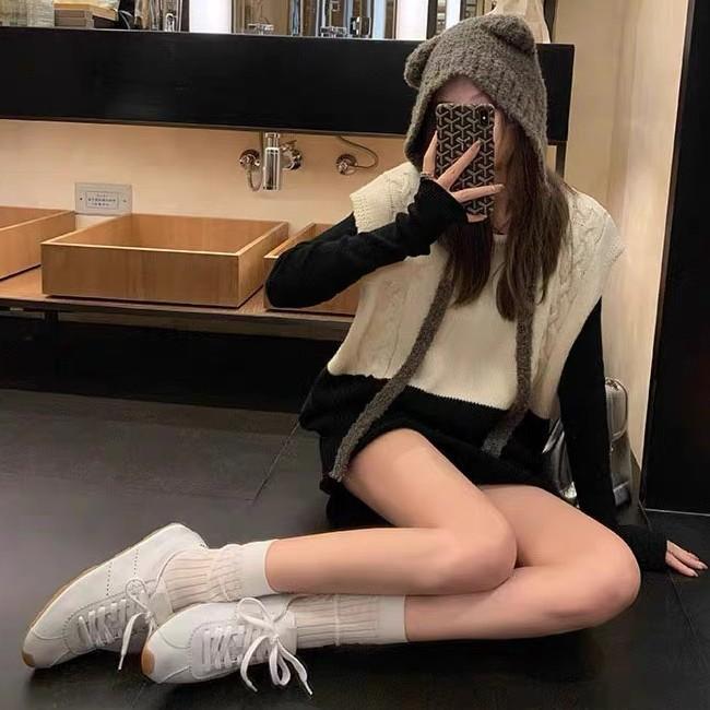 Retro flat-soled sneakers spring and autumn single shoes college lace-up casual shoes solid color German training Forrest Gump shoes women