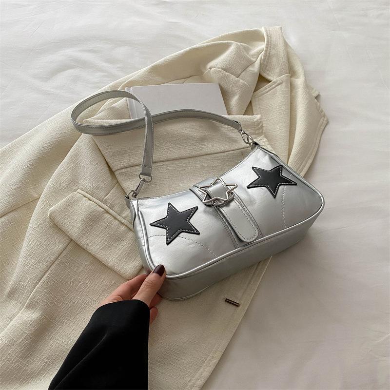 Unterarmtasche im koreanischen Stil mit Kontrastfarben für Damen im Herbst, neue Schultertasche, lässige quadratische Tasche, personalisierte Kettentasche, trendig