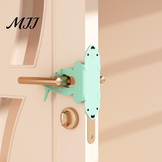 Soft Silicone Door Guard Silencer Lock Sleeve, 5-Position Adjustable Latch Cover Buffer, Anti Collision Stopper Cute Bear Cushion for Noise Reduction,