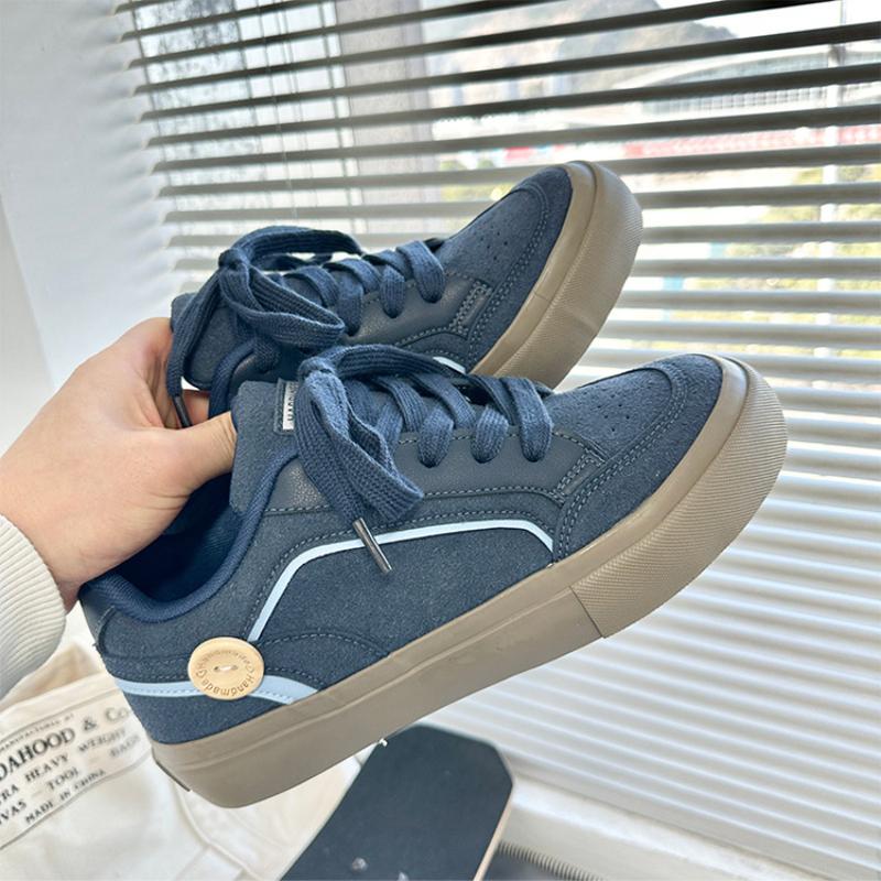 blue Suede Casual Sneakers For Men Fashion Comfortable Breathable Vulcanized Shoes Man Trend Outdoor Non-slip Men's Skate Shoes