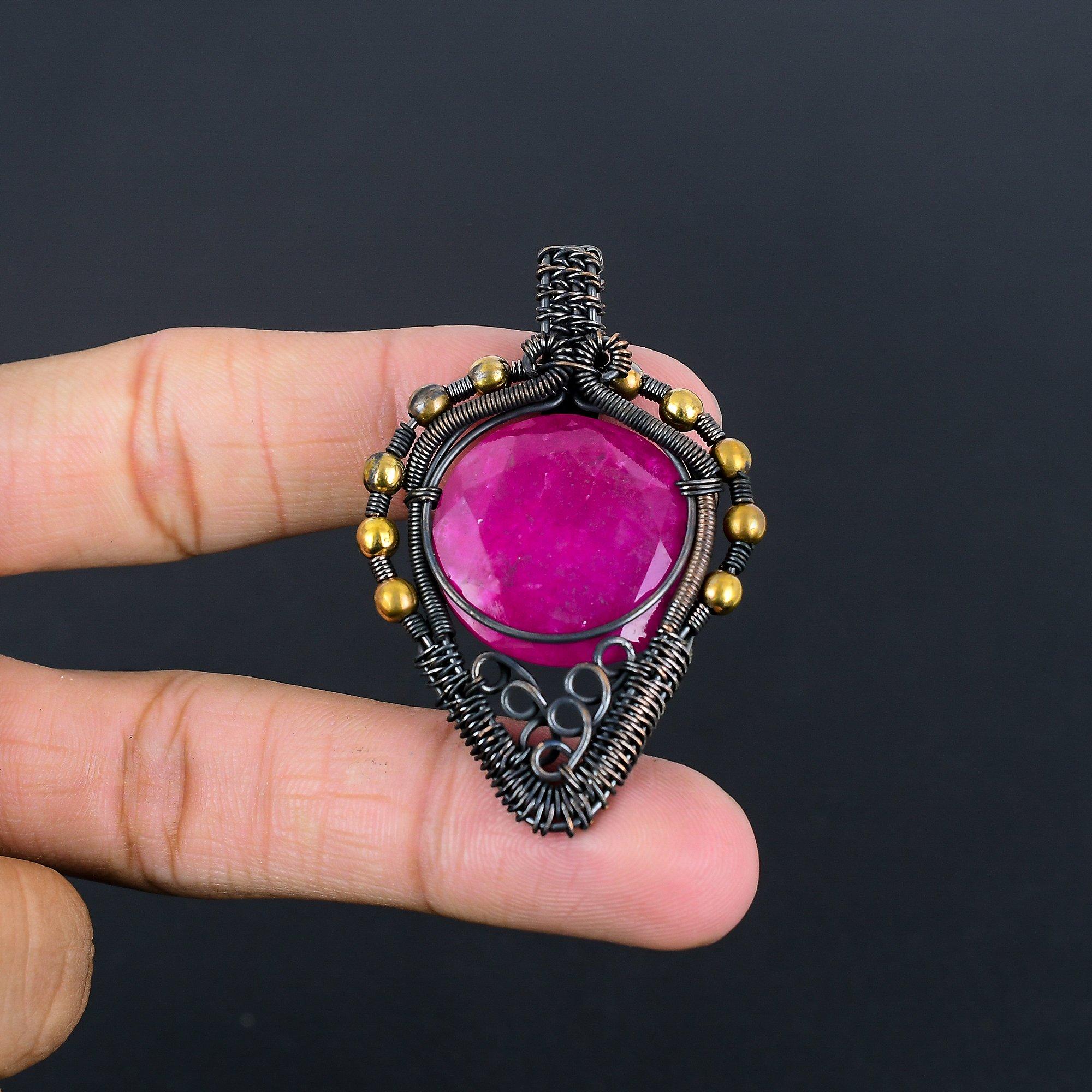 

Рубиновый кулон Ювелирные изделия из драгоценных камней, Кулон ручной работы, обернутый медной проволокой 999 пробы, Ювелирные изделия новейшего дизайна 2.28 Inches