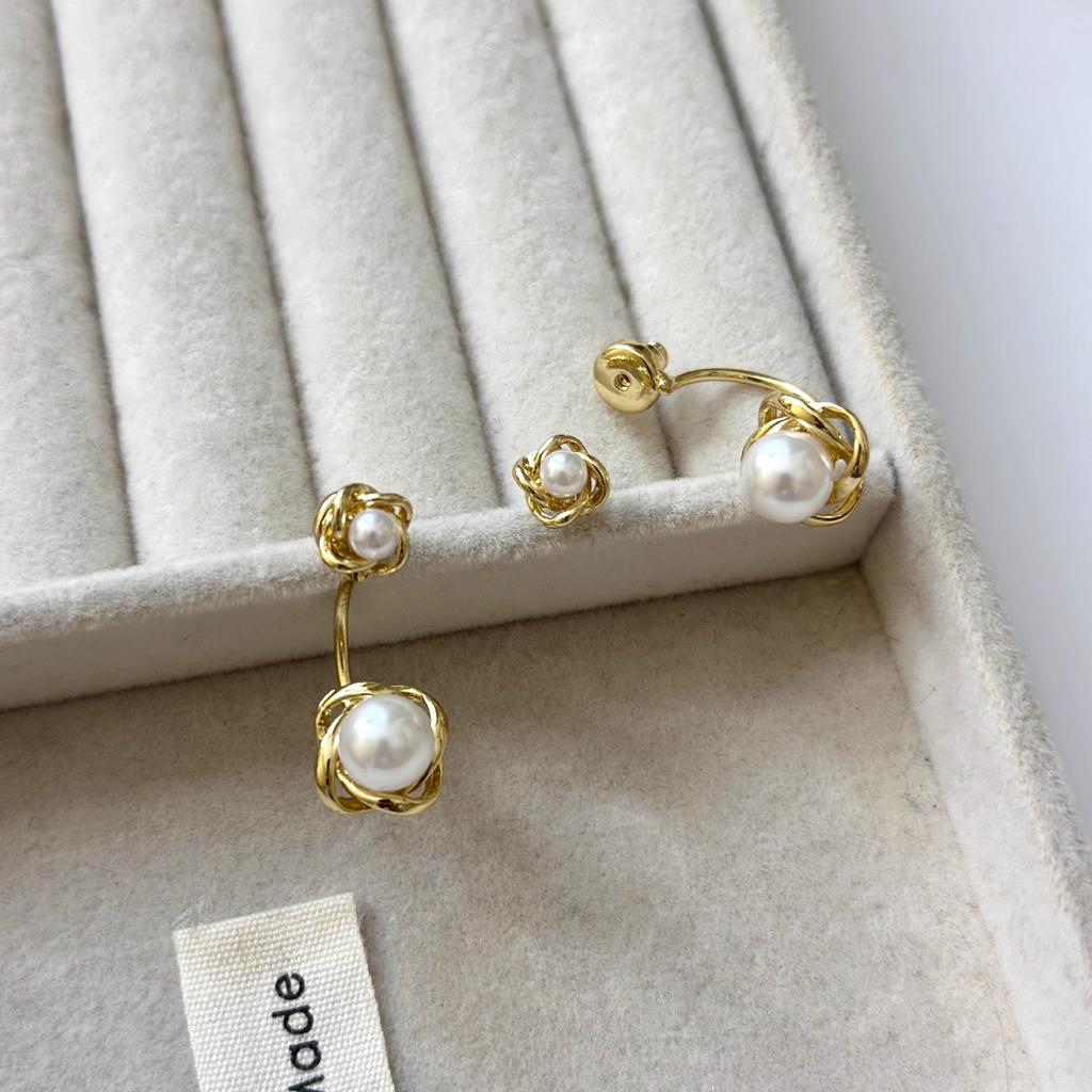 A Two-wear~ Rear-hanging Pearl Flower Earrings Live Broadcast Explosion Light Luxury Exquisite Fashion Stud Earrings Tide