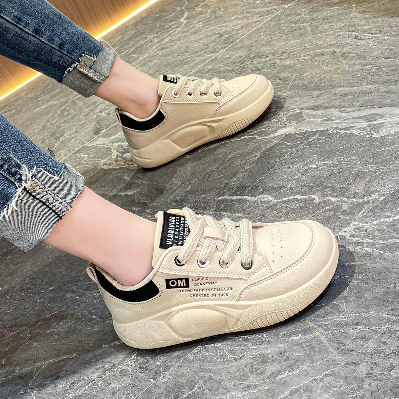 

ins Korean version of white shoes for women 2025 spring new height-increasing student board shoes for women thick-soled street shooting casual HB6682 40 чёрный