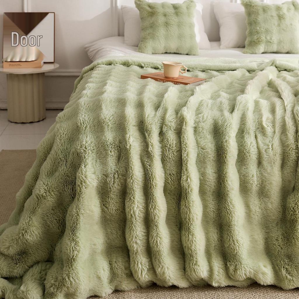 Luxurious Double-Layer Rabbit Fur Blanket: Otter-Soft Plush, Versatile Sofa Throw