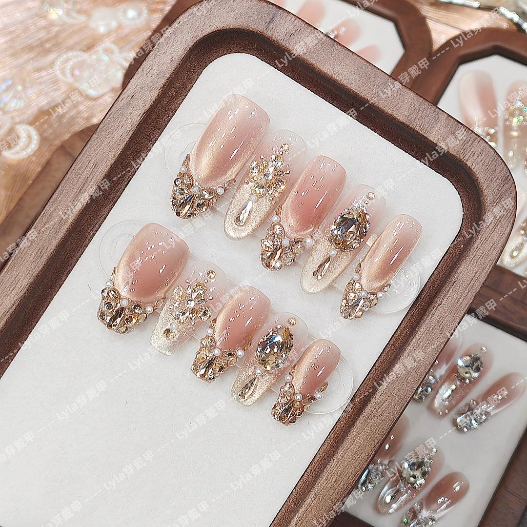 Elegant Champagne Gold Cat Eye Gradient Detachable Nails