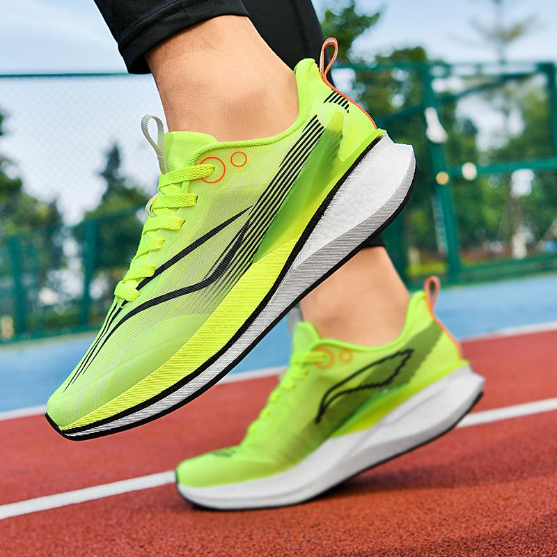 Men's casual sports shoes new four season versatile comfortable anti slip wear-resistant thick soled running casual sports shoes