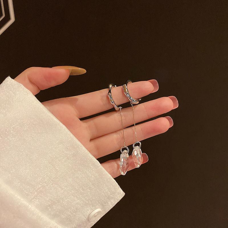 Gümüş Rengi Metal Geometrik Kulak Kıkırdağı Klipsli Küpe Deliksiz Akrilik Püsküllü Kolye Kadınlar İçin Kişilikli Kızlar Parti Takısı