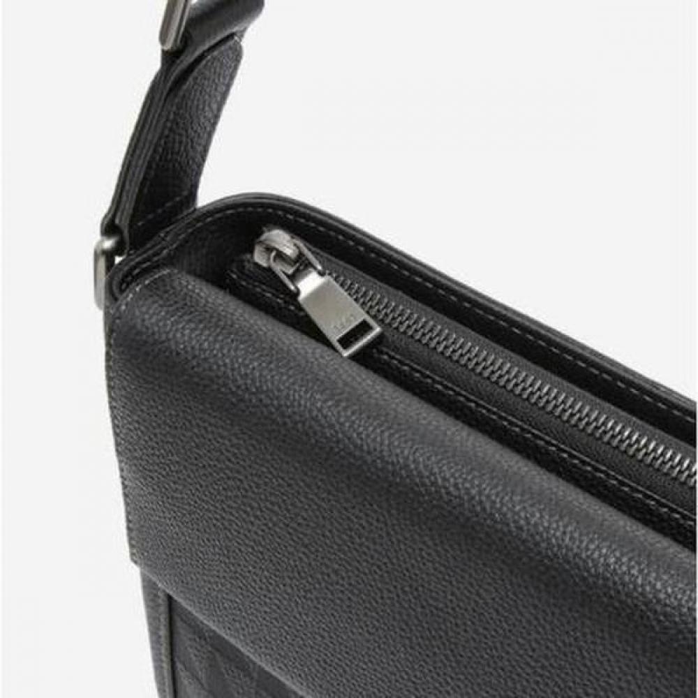 Daks Black Leather Grid Pattern Horizontal Crossbody Bag Dbba2e263bk