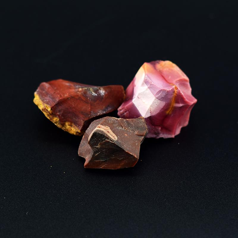 Natürliche Rote Picasso-Jaspis-Steine Perlen Elastisches Armband Männer Frauen Runde Rote Kiefernperlen Schmuck Heilkristall Jade Armreif Geschenk