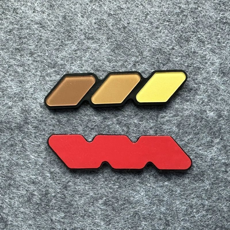 Applicable to TACOMA 4RUNNER smooth road, fender three-color small label, rear tail label modified car sticker car logo