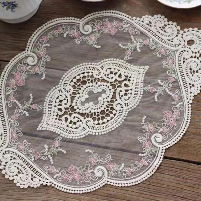 1 Pcs French Oval Lace Embroidered Coaster Bedroom Study Kitchen Cup Table Mat Food Fruit Plate Cover Cloth Christmas Decoration