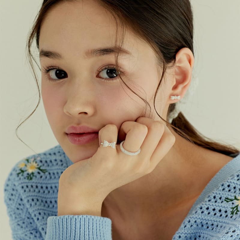 murmur [925silver]Sparkling cubic ribbon ring