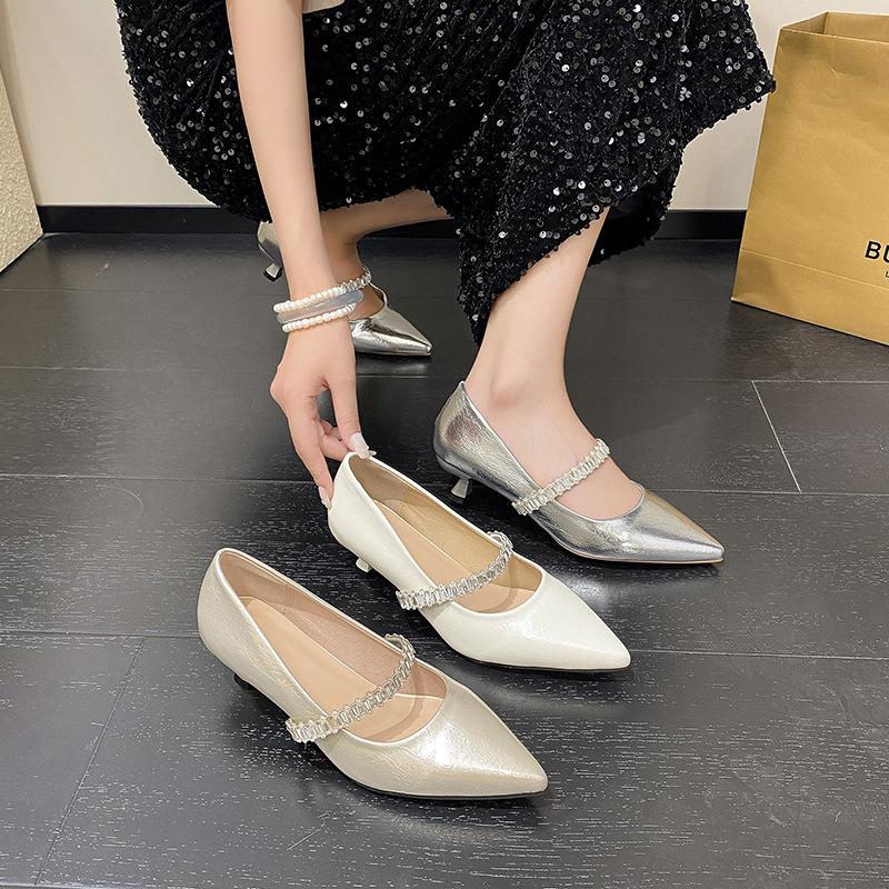 Inner height increase silver premium heel rhinestone temperament light mouth single shoes women's spring new French fairy style Mary Jane shoes