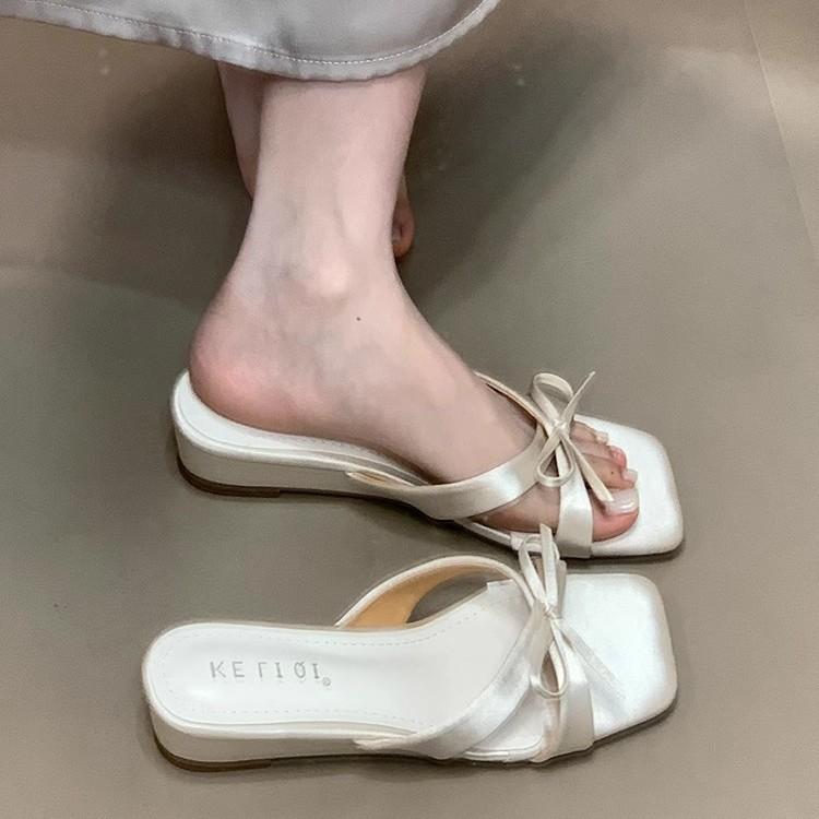 Self-kept Version~ Fairy Wind Square Head Cross One-word Slippers, Female 2025 Summer Bow with Skirt Cool Slippers