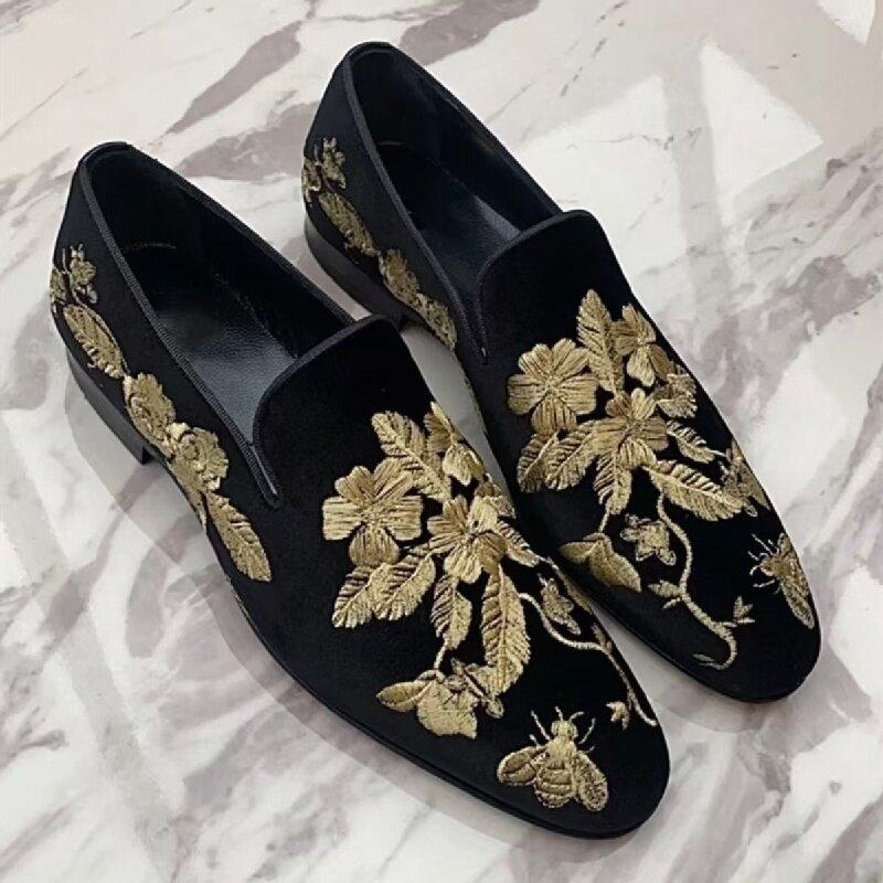 Fashion Men Fashionable Loafers Luxurious Casual Comfortable Lightweight Small Leather European Style Travel Party Social Shoes 38-48