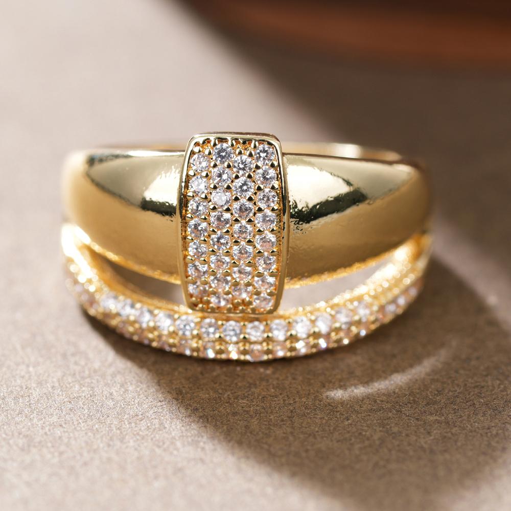 Huitan Geometric Design Women Ring Gold Color Noble Wedding Engagement Accessories Special Elegant Jewelry for Party with CZ