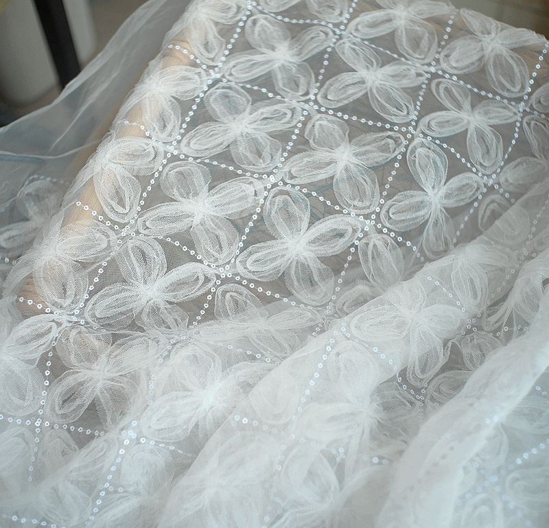 Three-Dimensional Petals White Lace Embroidery Cloth Diy Clothing Wedding Fabric Women'S Bag Tablecloth Decorative Sewing Embroidery Cloth