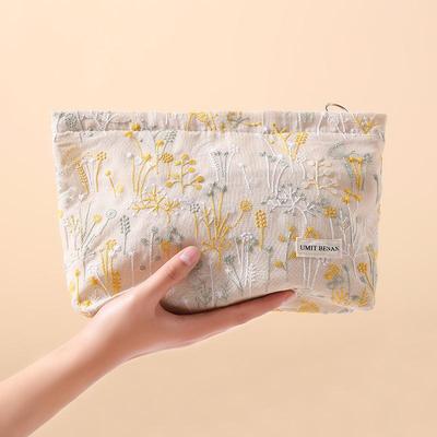 Ramie Cotton & Linen Embroidered Cosmetic Bag - Portable Canvas Storage for Lipstick, Skincare & Toiletries