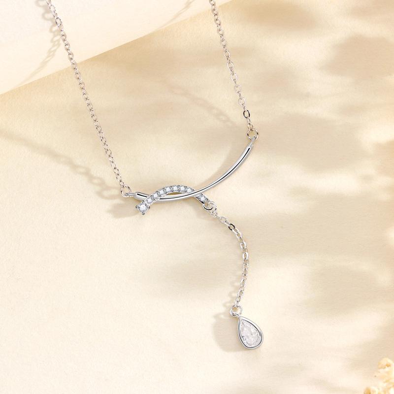 Smile Water Drop Necklace Women'S Personality Fashion Niche Exquisite Ins Cold Style Necklace Premium Durable Quality