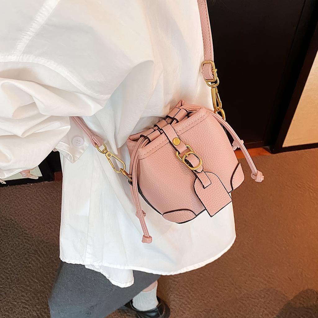 Trendy Color Block Mini Bucket Bag For Girls Cute PU Leather Crossbody Bag Lightweight Drawstring Shoulder Bag For School Parties