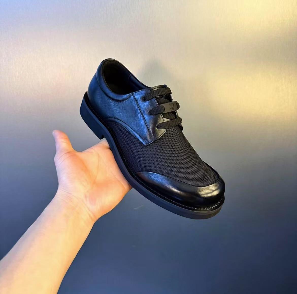 

Men s shoes new black soft leather mesh breathable thin mesh men s business soft sole casual mesh shoes 46 чорний
