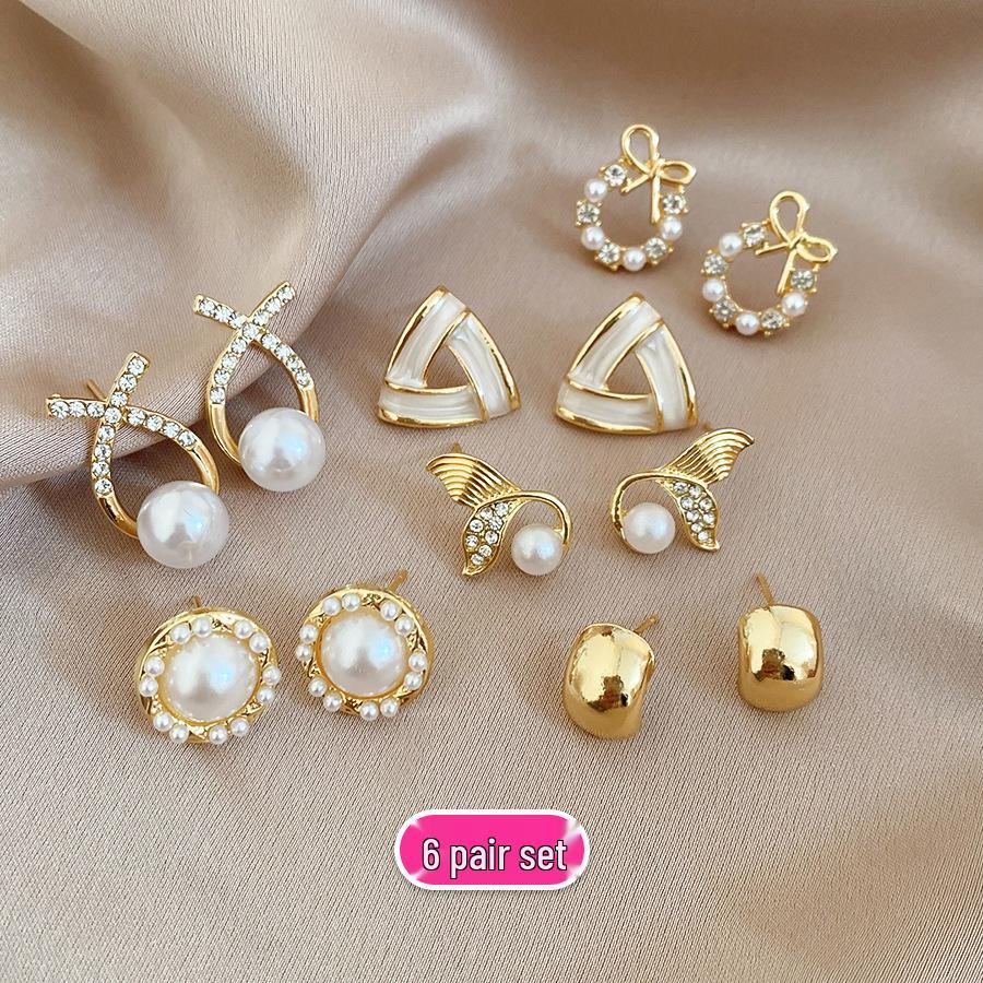 Elegant Retro Geometric Earrings Set: Silver Needle with Diamond, Pearl, and Drip Oil Details