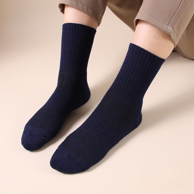 

Мужские весенне-летние носки с петлей для стопы, Мужские хлопковые носки, Влаговпитывающие и дышащие сетчатые носки до середины икры, Носки с петлей 1 pair темно-синий