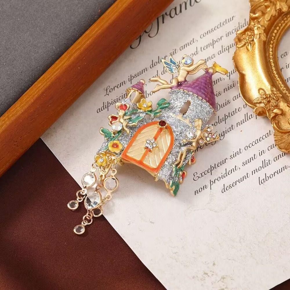 Retro Dreamy Fairy Tale Castle Brooch Elegant Suit Collar Pin Unique Enamel Brooches  Daily