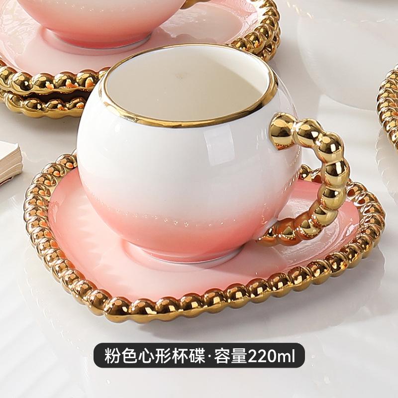 European Porcelain Coffee Cup and Saucer Gold Dot Mug Heart-shaped Porcelain Breakfast Milk Mug Afternoon Tea Latte Coffee Cup 220ml