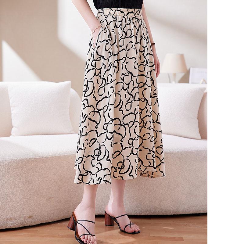 Women's Summer Floral Chiffon A-Line Skirt: Stylish, Fashionable, Elastic Waist, Flattering Design