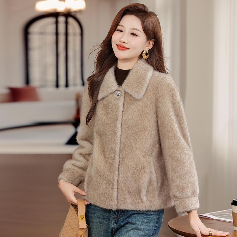 Noble Lady Winter Plush Faux Fur Coat for Middle-aged & Elderly Women