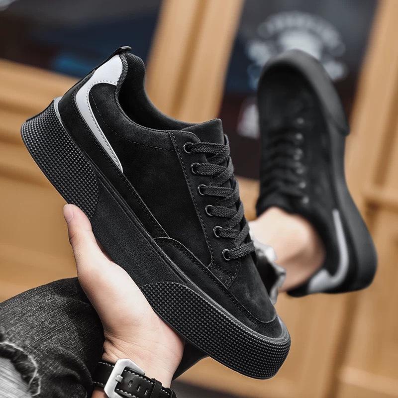 2025 Men's Anti-Slip Work Sneakers Breathable Lace-Up Thick Sole Casual Shoes for Spring/Fall Trendy & Sporty Outfits Sneakers