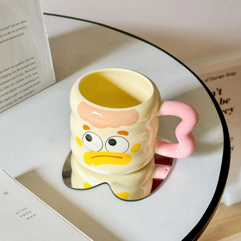 Creative funny mug gift box with souvenir practical ceramic cup for girlfriends, friends and girls birthday gifts
