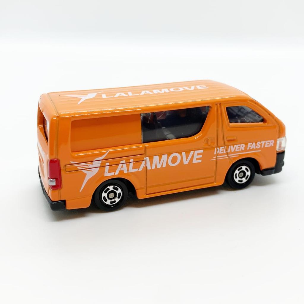 Tomica Hong Kong Exclusive Lala Move Hiace (Overseas Exclusive, Not Available In Japan) [Parallel Import]