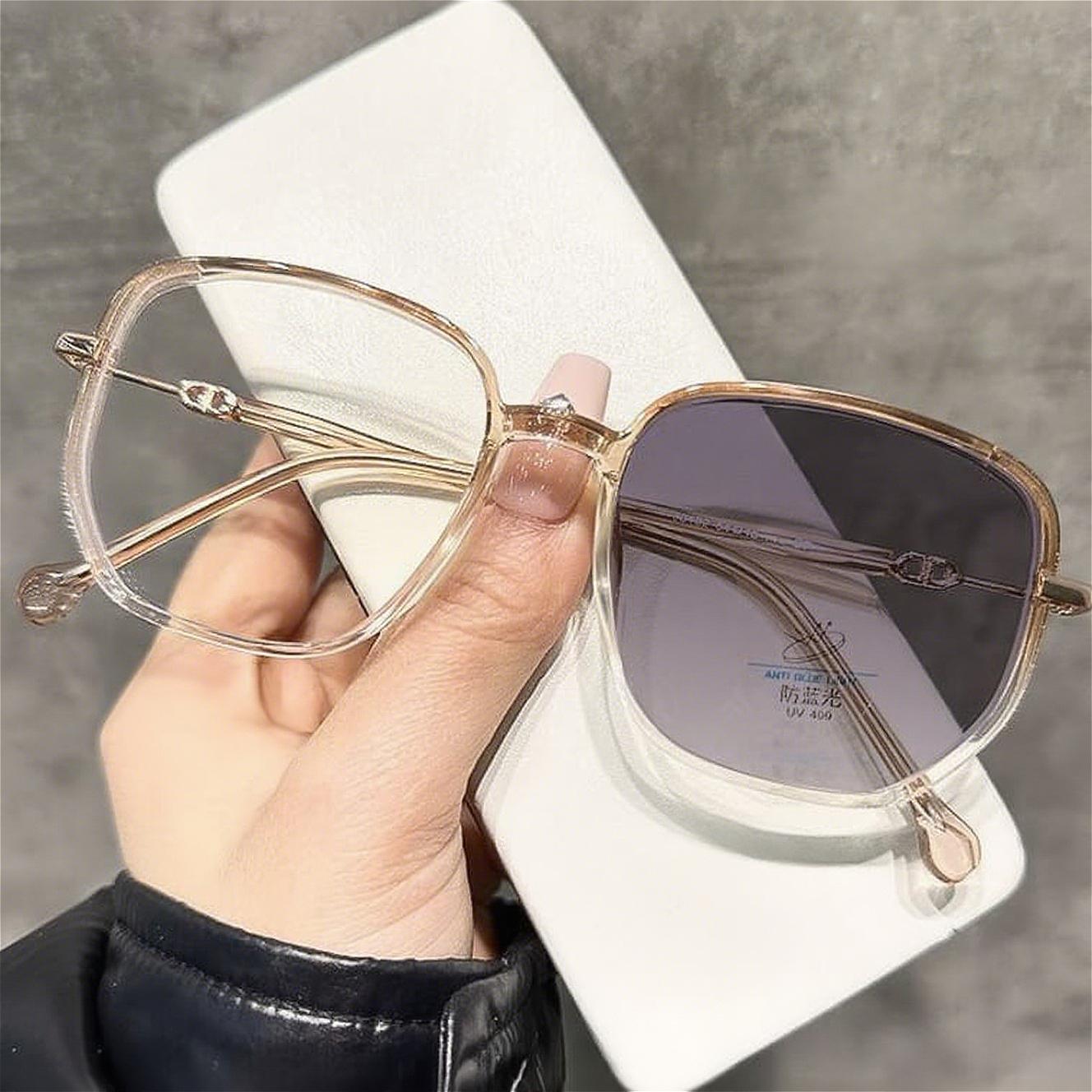 

D Letter Legs Photochromic Near sight Glasses for Women Oversized Sparkling Frame Eyewear Outdoor UV Protection Sunglasses -4.0 Anti-blue Light 0