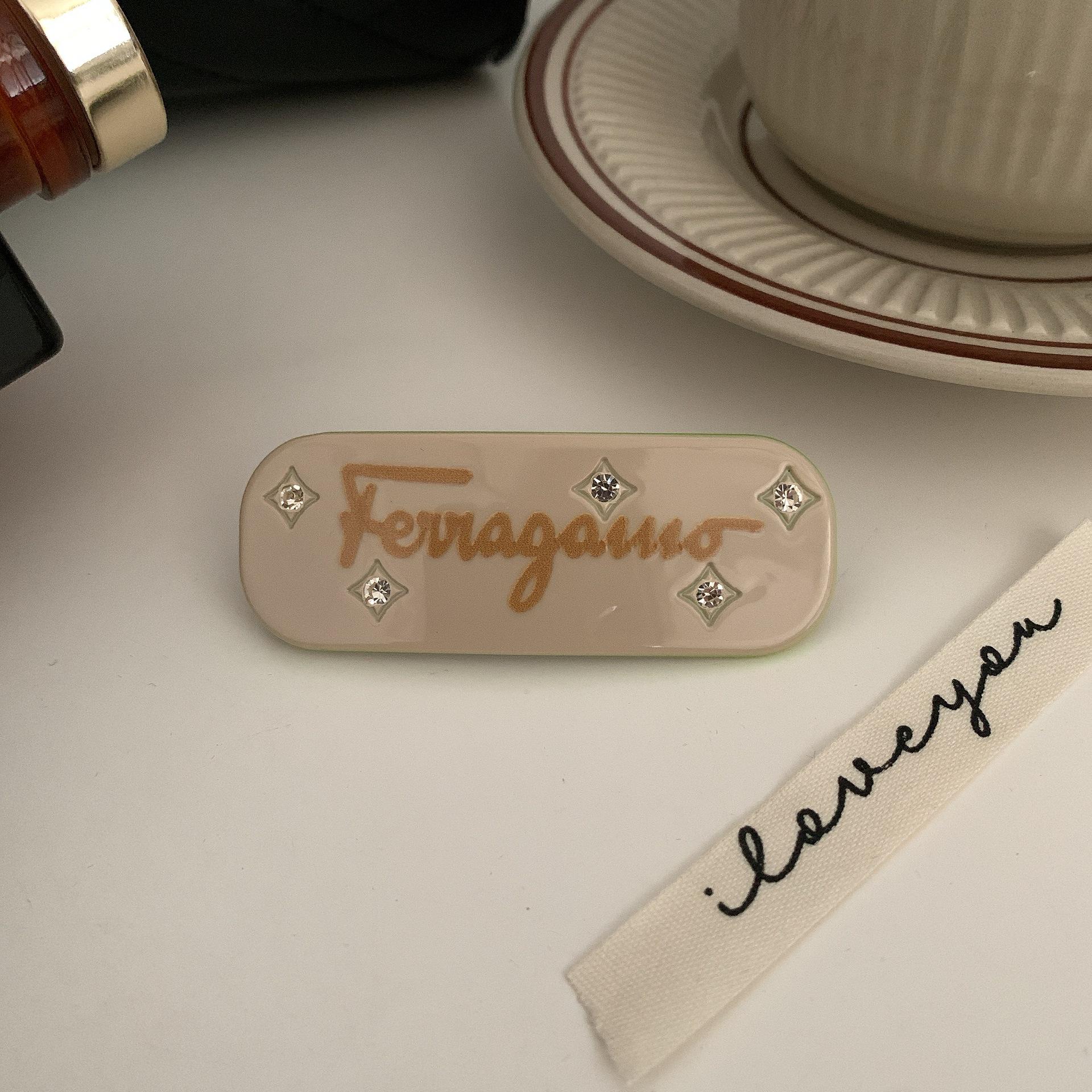 

«Корейская заколка для волос в форме акулы из высококачественного ацетата — большой декоративный аксессуар для женщин»