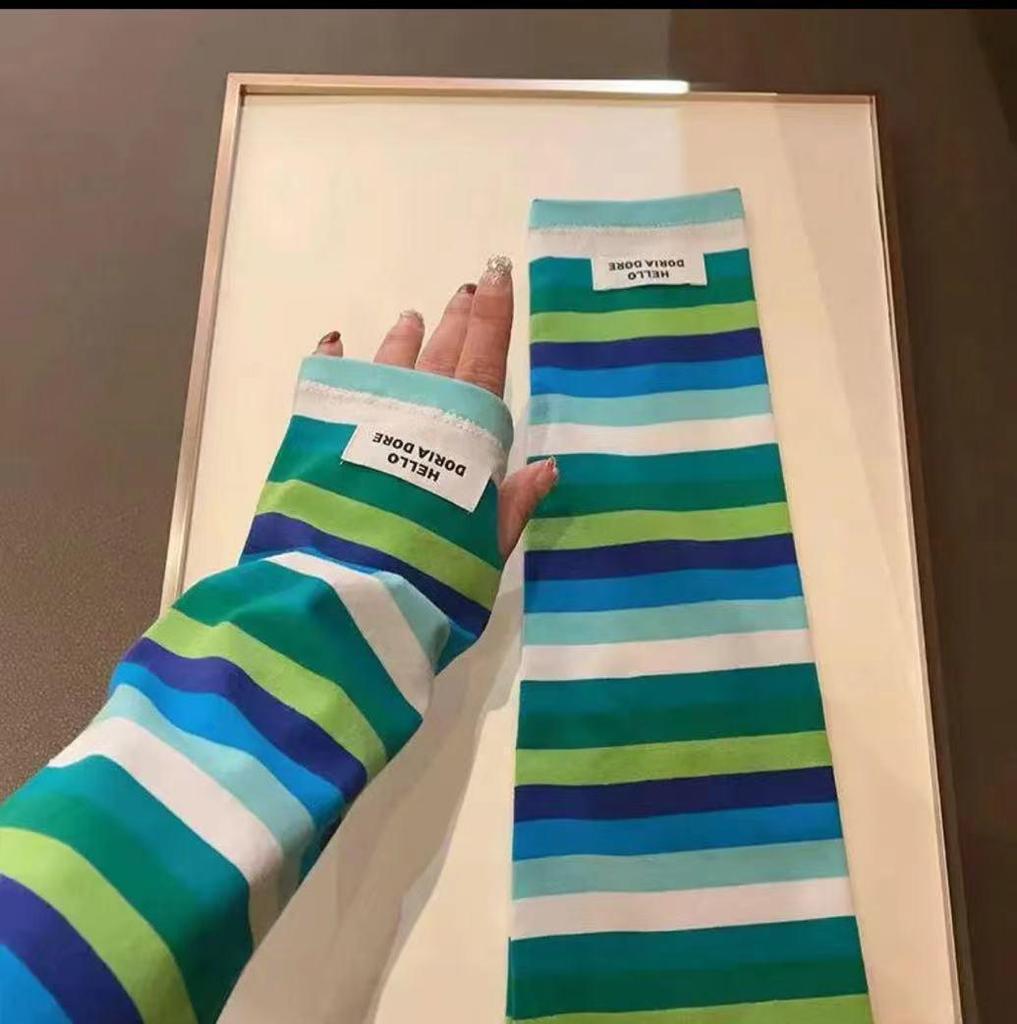 Mangas para Brazos Rayadas de Bloque de Color de Seda de Hielo con Protección UV para Mujer 2025 - Protector Solar y Transpirables para el Verano al Aire Libre