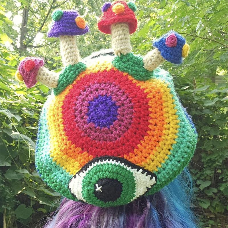 Neue handgemachte gehäkelte Eisgestreifte Bärenohren-Kapuze, modische und vielseitige Erwachsenenmütze