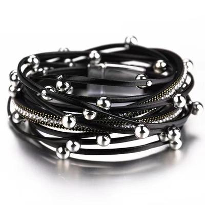 Bracelet Européen & Américain Multi-Couches en Cuir PU: Bracelet magnétique à strass pour femme