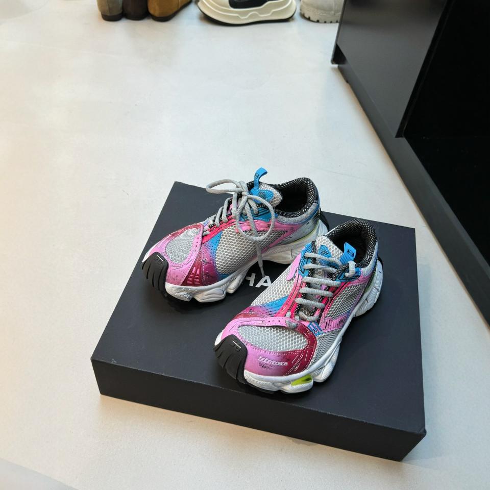 Adidași groși de tată cu capsă, stil stație europeană, toamnă, retro, vechi, lustruiți, cu talpă groasă, respirabili, cu plasă