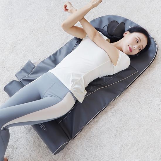 MEDINESS Full Body Mattress-Type Stretching Massage Mat MVP-750