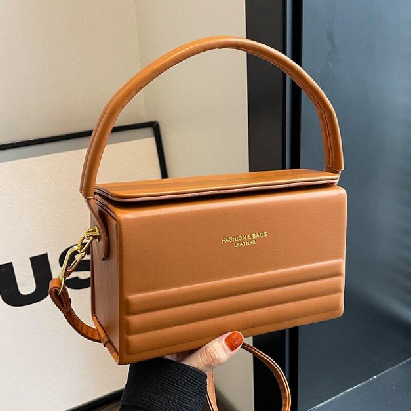 Trend magnetic buckle portable box bag women s new fashion niche light luxury shoulder crossbody small square bag коричневый 3190₽