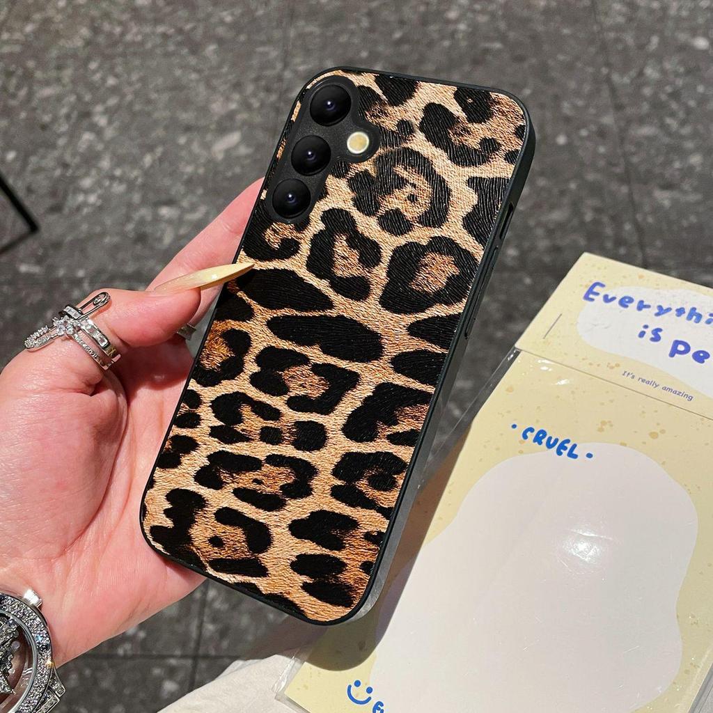 Samsung Galaxy S25 Ultra Leder Leopardenmuster Hülle - Retro Spicy Girl Design, Leichter Luxus