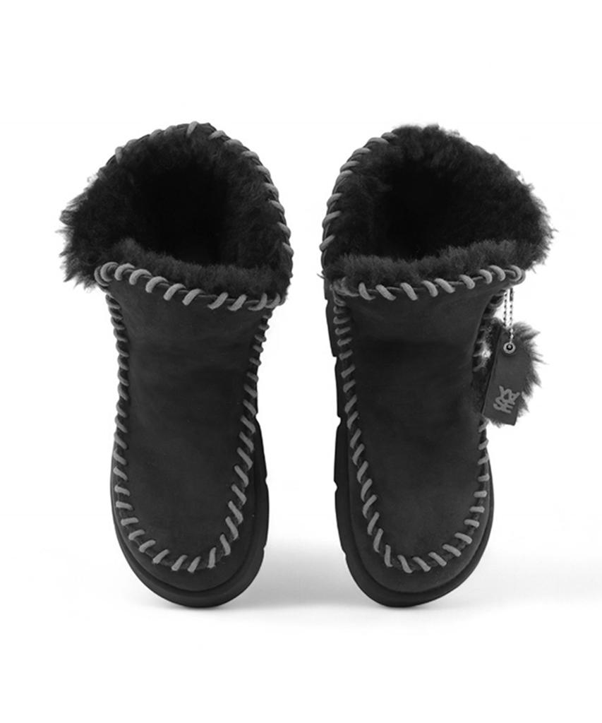 Yase Songi Songi X Yase Hand Swing Natural Wool Boots Black