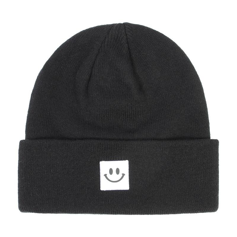 Smiling Face Label Hat Women's Solid Color Knitted Hat Outdoor Leisure Baita Warm Woolen Hat Men's Winter Hat