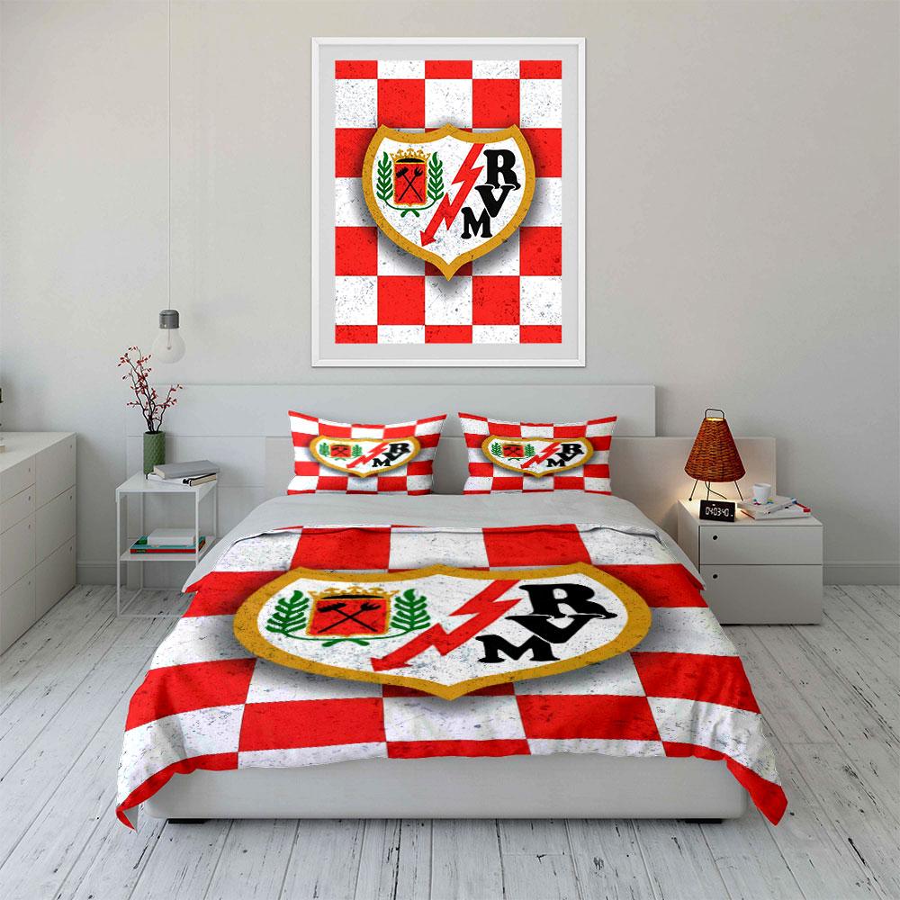 A red and white soccer club badge Bedding Duvet Cover Set Duvet Cover Pillowcases  (1 * Duvet Cover 2 * Pillowcases, without duvet insert)