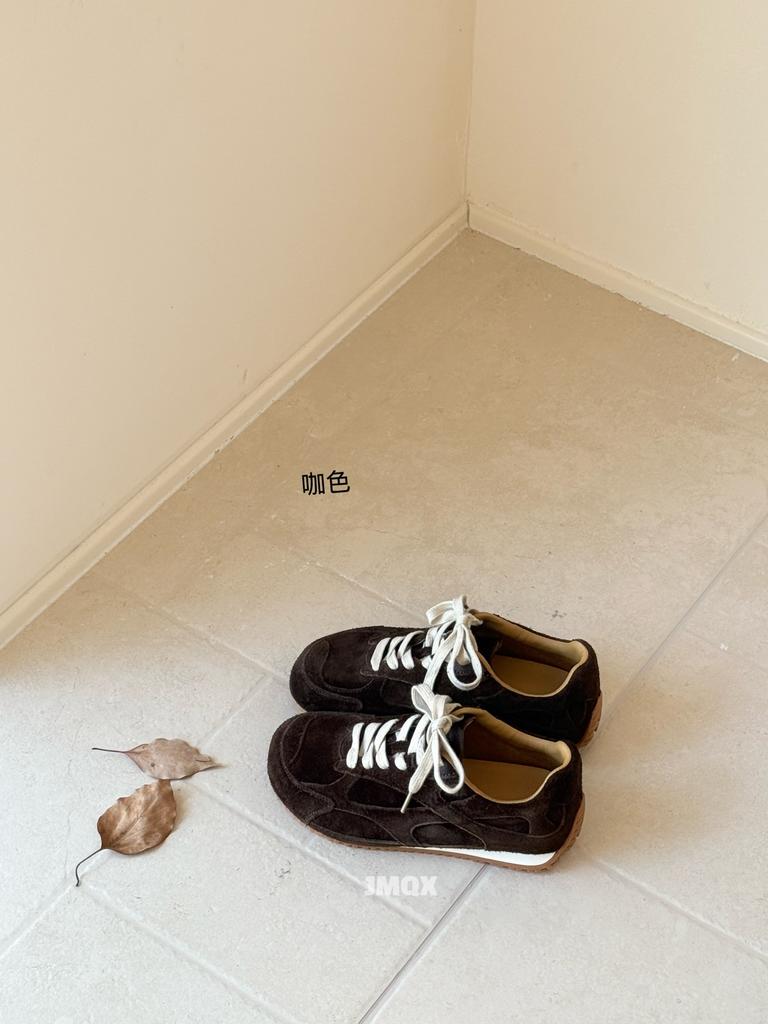 Dexun Shoes Women's Retro Flat Baseplate Shoes Couple Turning Fur British Style Sports Forrest Gump Shoes Round Head Derby Shoes